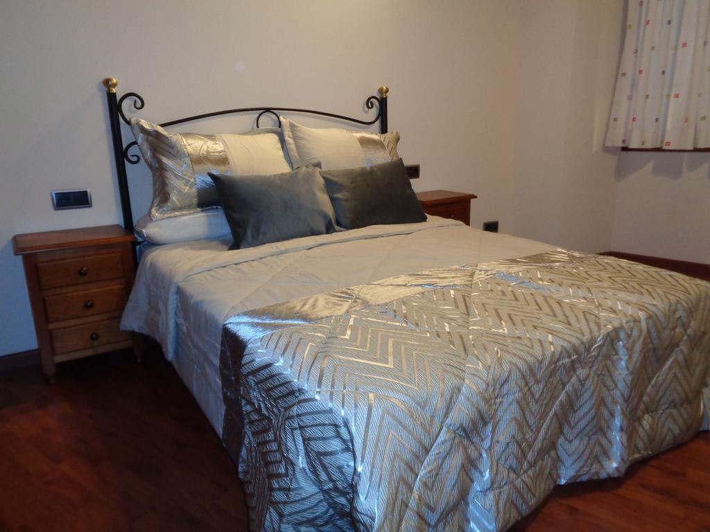 Apartamentos Turisticos Javier Луго Экстерьер фото